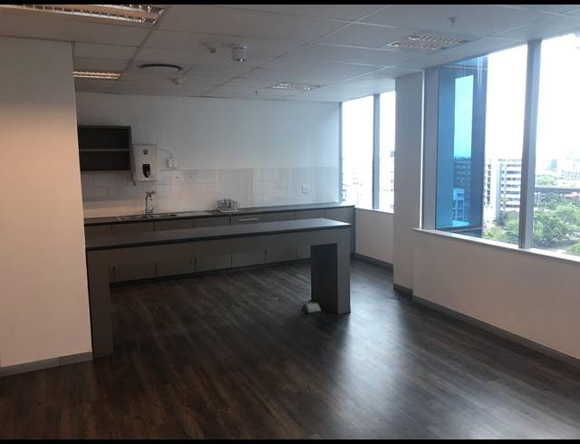 322M² OFFICE TO LET IN CAPE TOWN CITY CENTRE